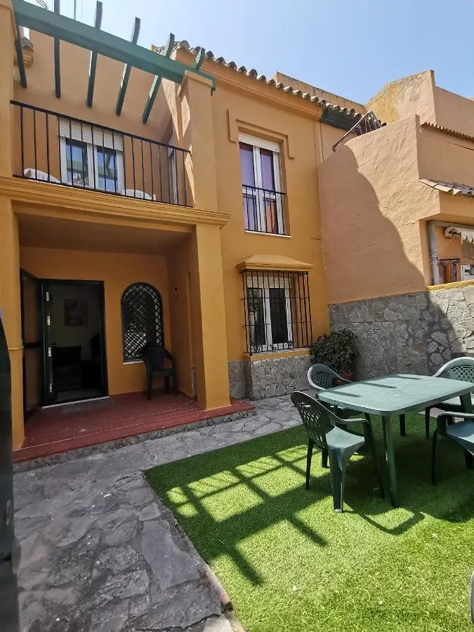 Сasa de vacaciones Casa adosada con jardín Tarifa